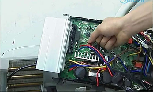 封丘美的空调电话是多少